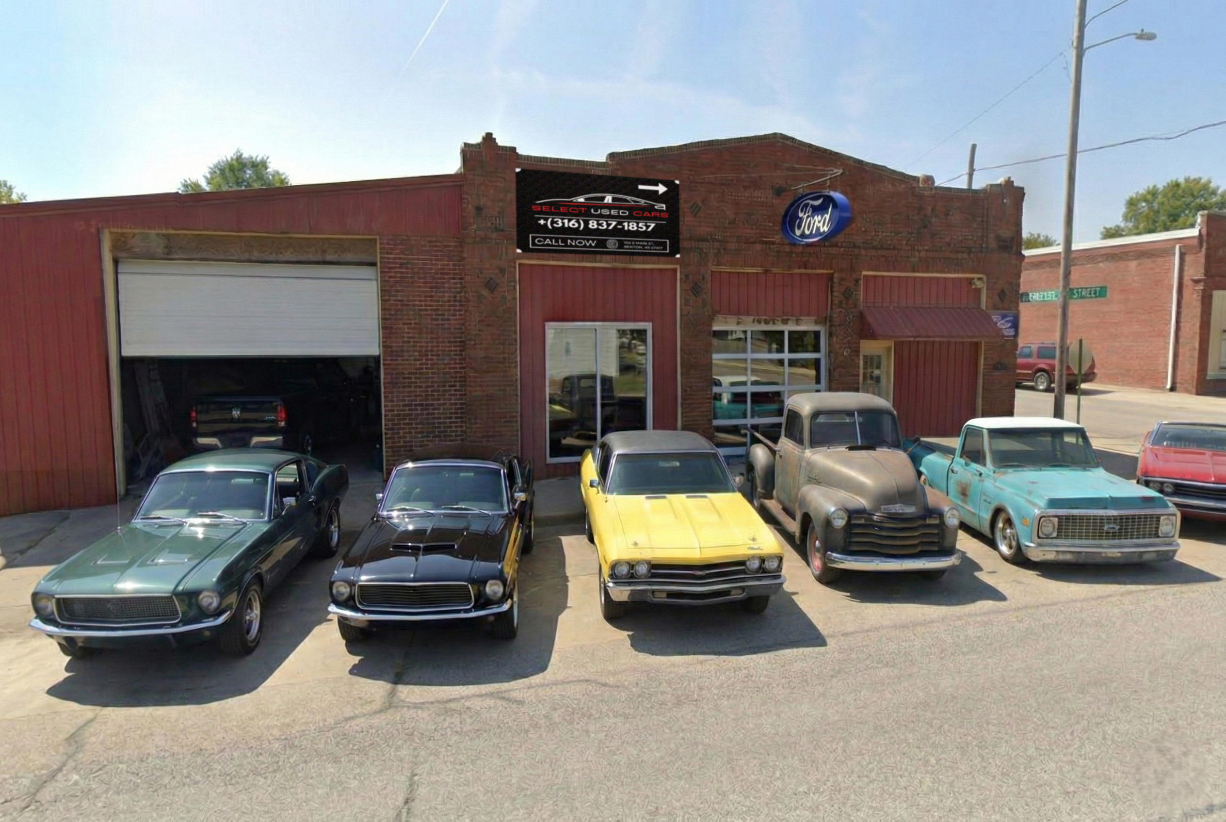 Houston Loan Star showroom